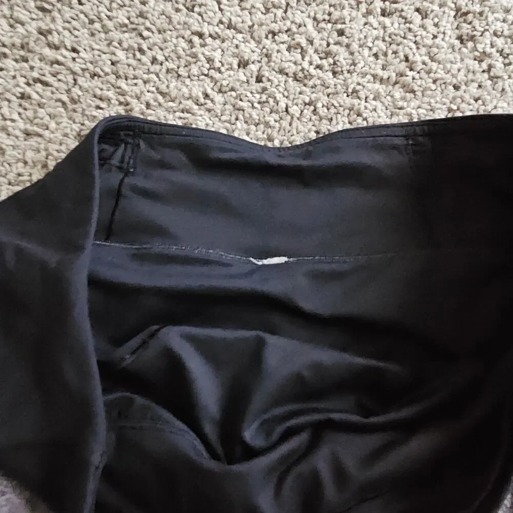 Lululemon Shorts Womens 8 Gray Run Times Short II Lined Running